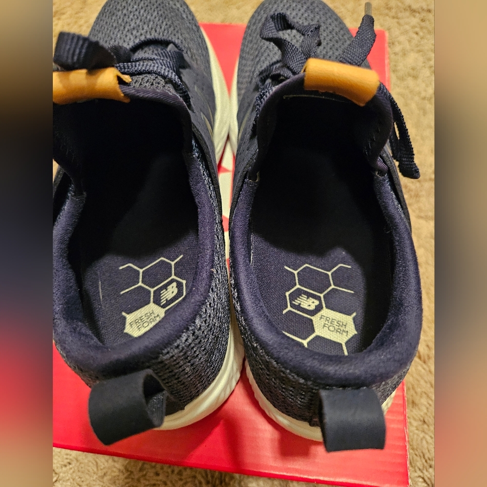 New Balance Women'sFresh Foam Roav Tee Shoes - Picture 5 of 10